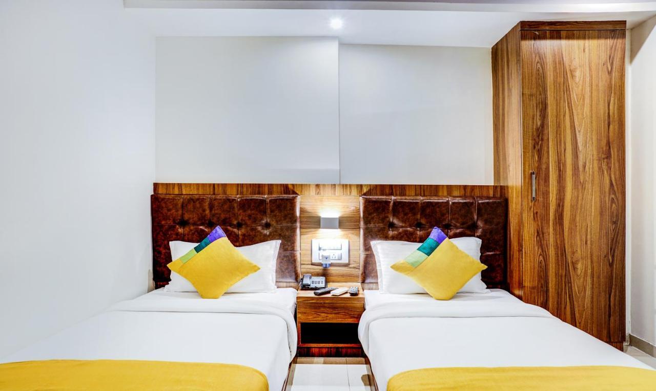 Treebo Trip Seven Olives Andheri Мумбаї Екстер'єр фото